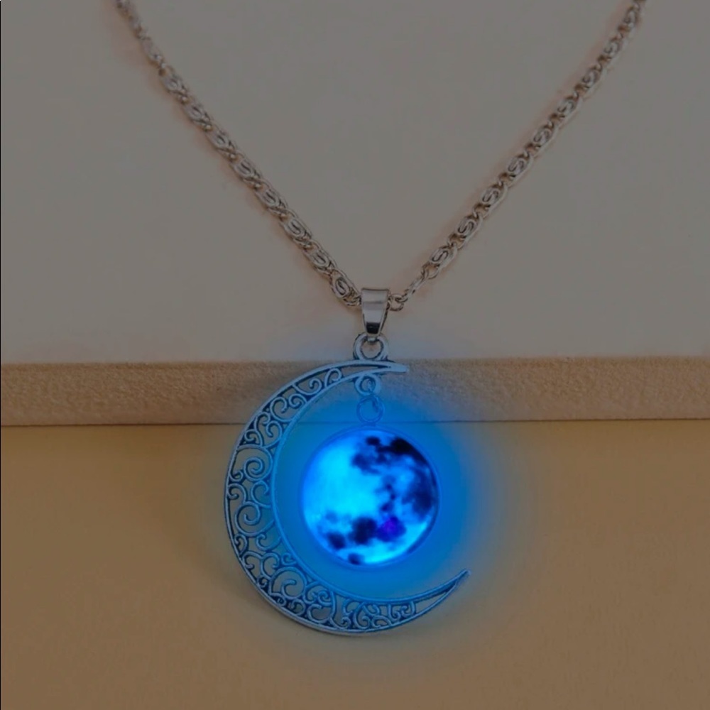 3/$30 Silver Glow In The Dark Moon Necklace - Picture 1 of 3